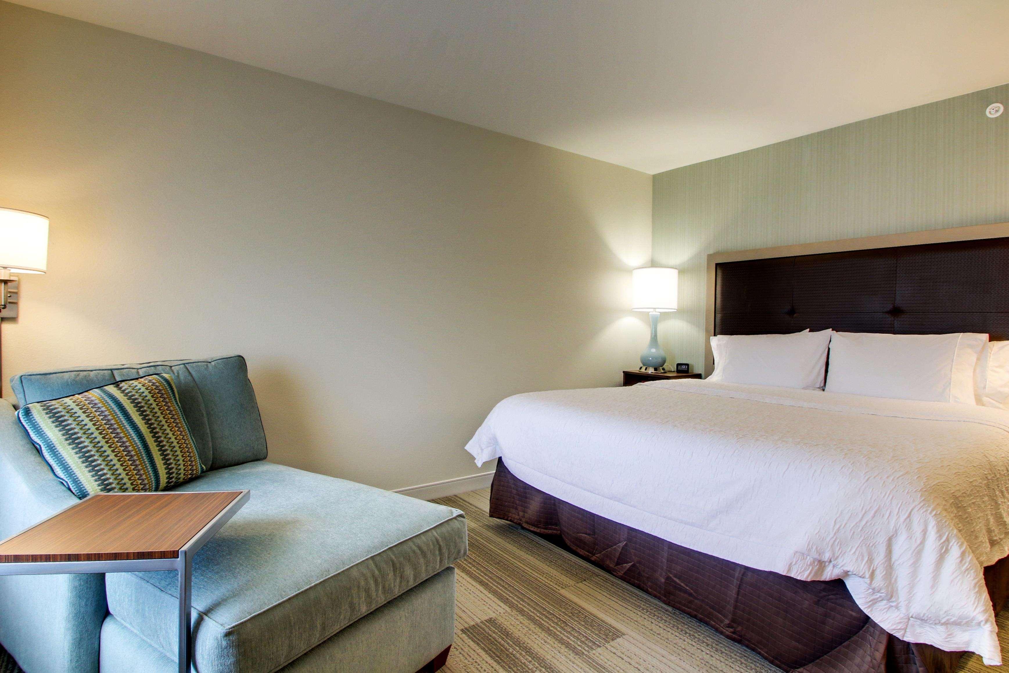 Hampton Inn&Suites Milwaukee West West Allis Exterior foto