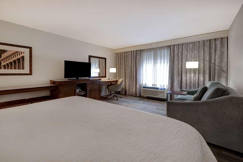 Hampton Inn&Suites Milwaukee West West Allis Zimmer foto