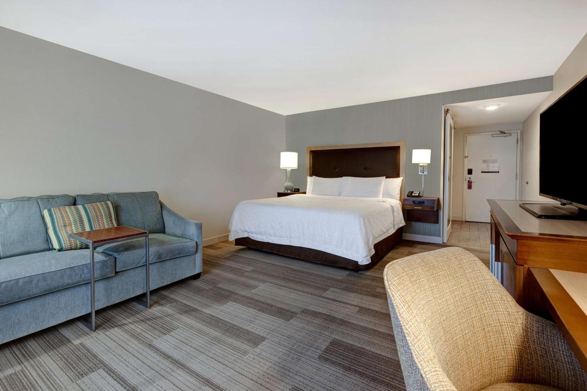 Hampton Inn&Suites Milwaukee West West Allis Exterior foto